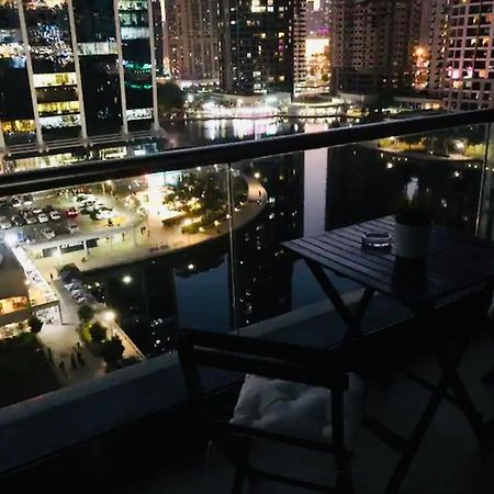 Luxury Modern Studio In Jlt With Amazing View & Rooftop Pool - Sleeps 3 Dubaj Zewnętrze zdjęcie