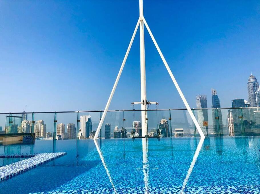 Luxury Modern Studio In Jlt With Amazing View & Rooftop Pool - Sleeps 3 Dubaj Zewnętrze zdjęcie